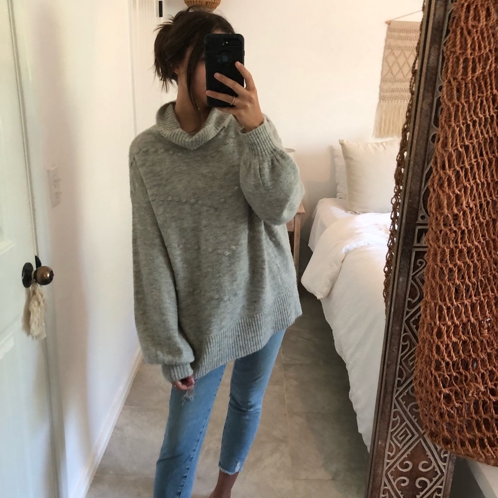 Sweater - Picture 3 of 8